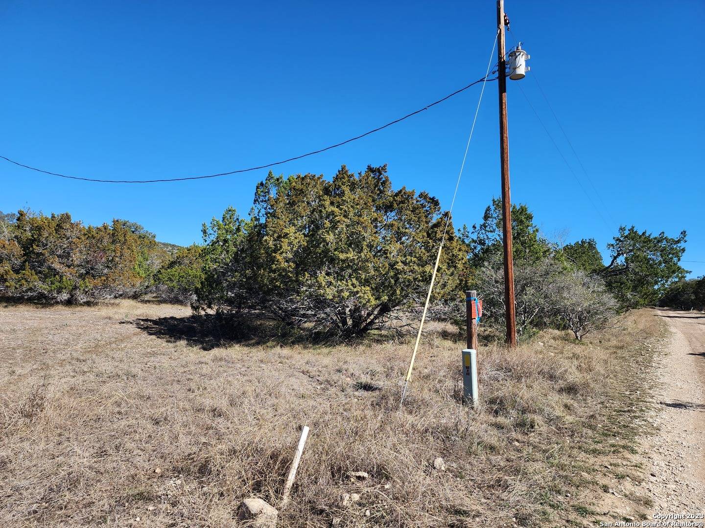 Uvalde, TX 78801,167 White Tail Run