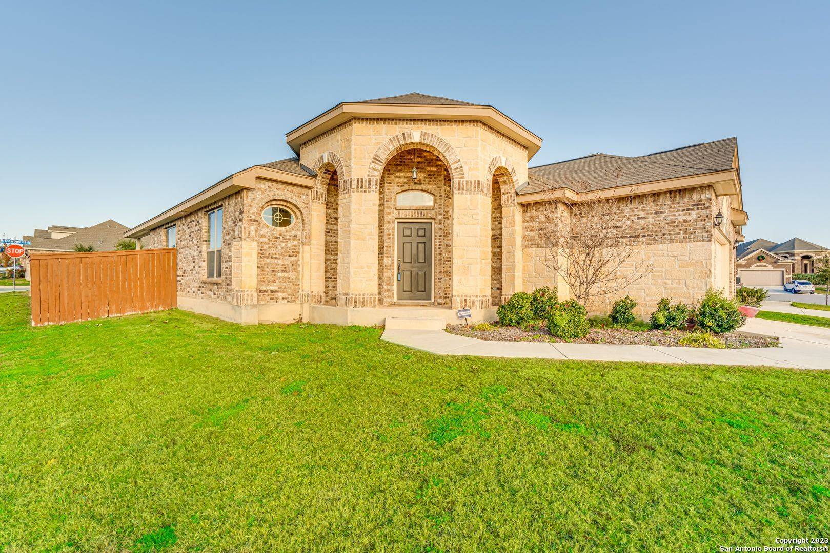 San Antonio, TX 78254,9905 Bricewood Cove