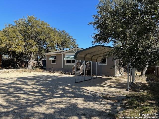 Bandera, TX 78003-4735,161 Private Road 1520