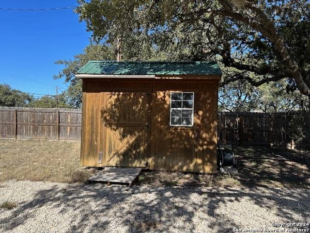 Bandera, TX 78003-4735,161 Private Road 1520