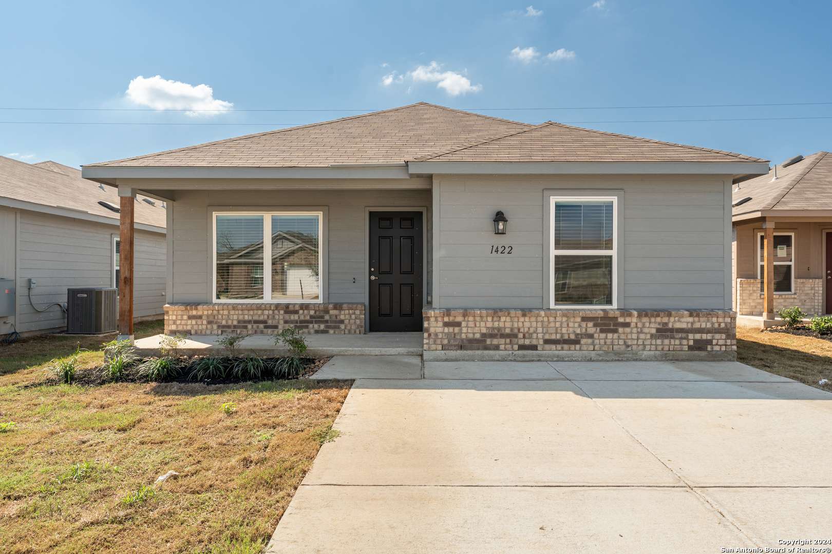 San Antonio, TX 78224,1422 Outrigger Way