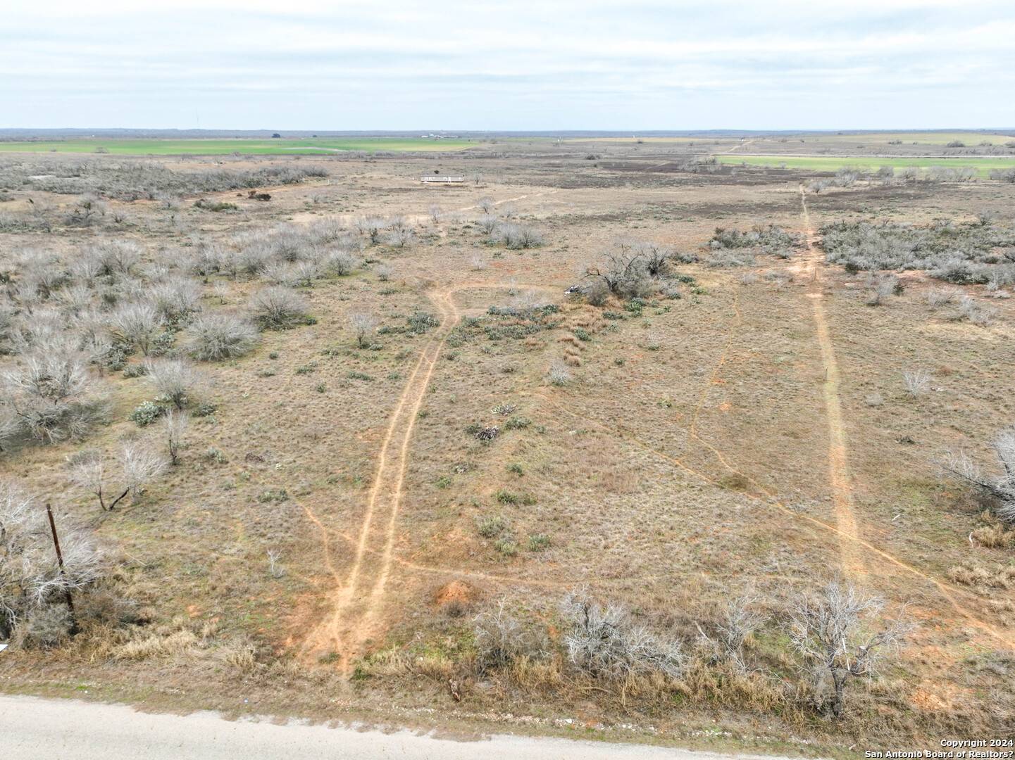 Pearsall, TX 78061,005 CR 3000