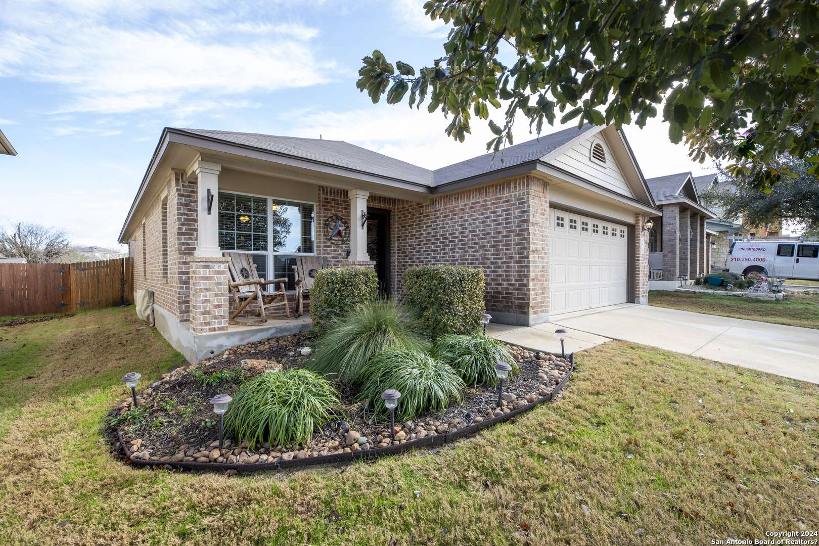 New Braunfels, TX 78130-7509,220 OAK CREEK WAY