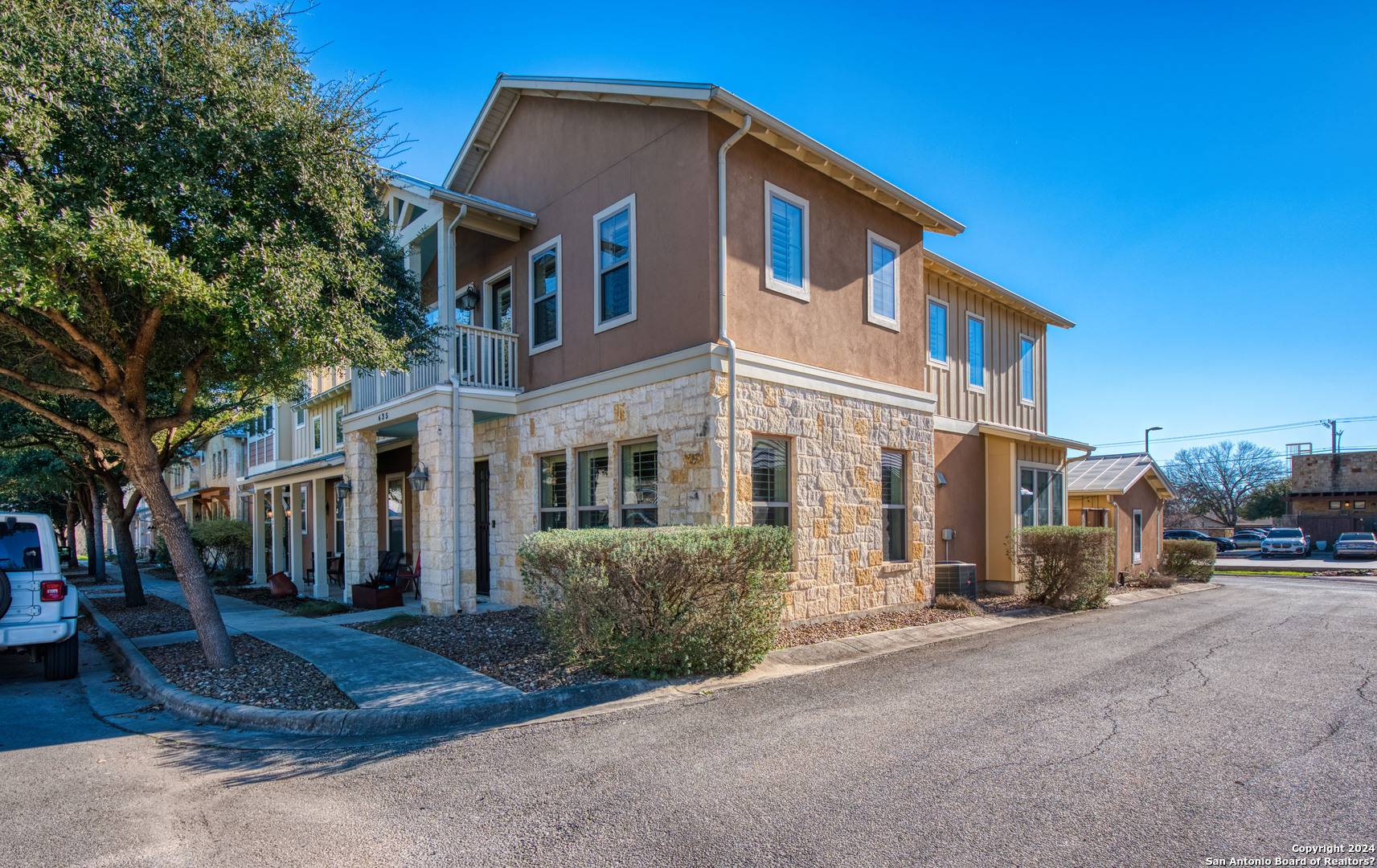 New Braunfels, TX 78130-5461,635 STADTBACH ST