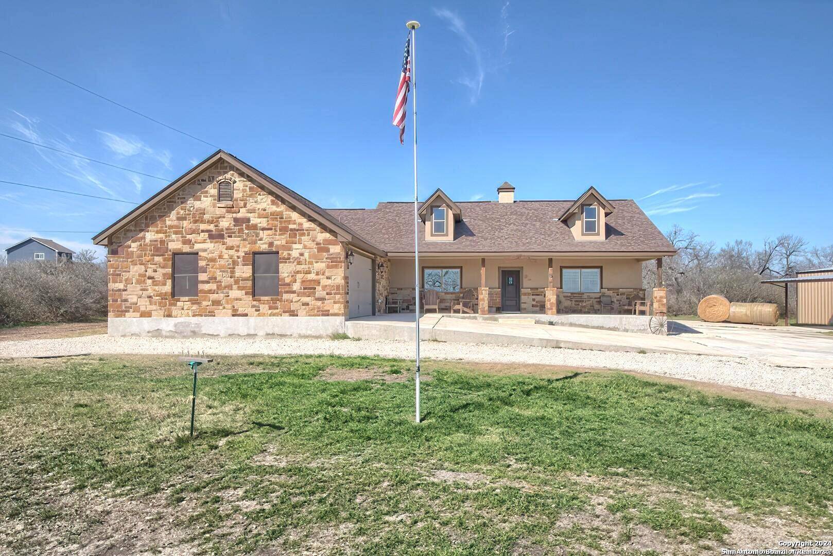 Schertz, TX 78154-6030,6197 PFEIL RD