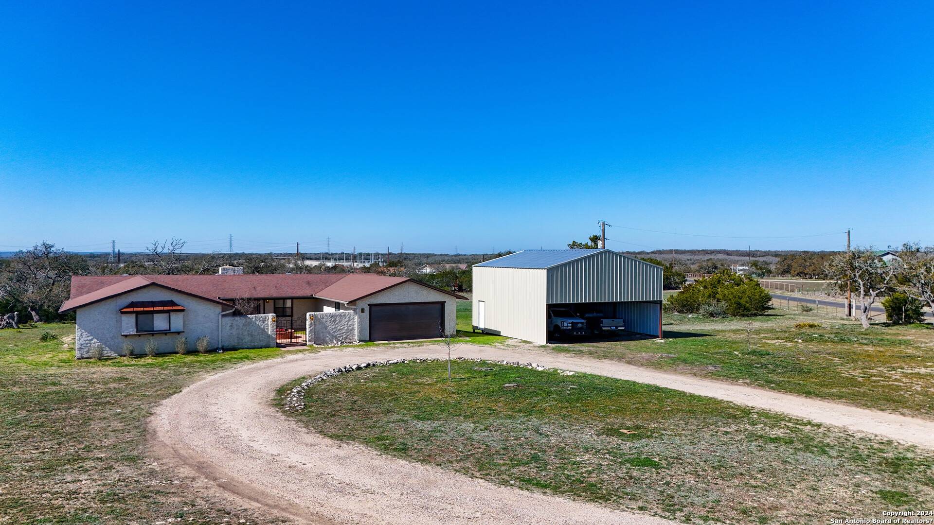 Mountain Home, TX 78058,207 Broken Spur Dr