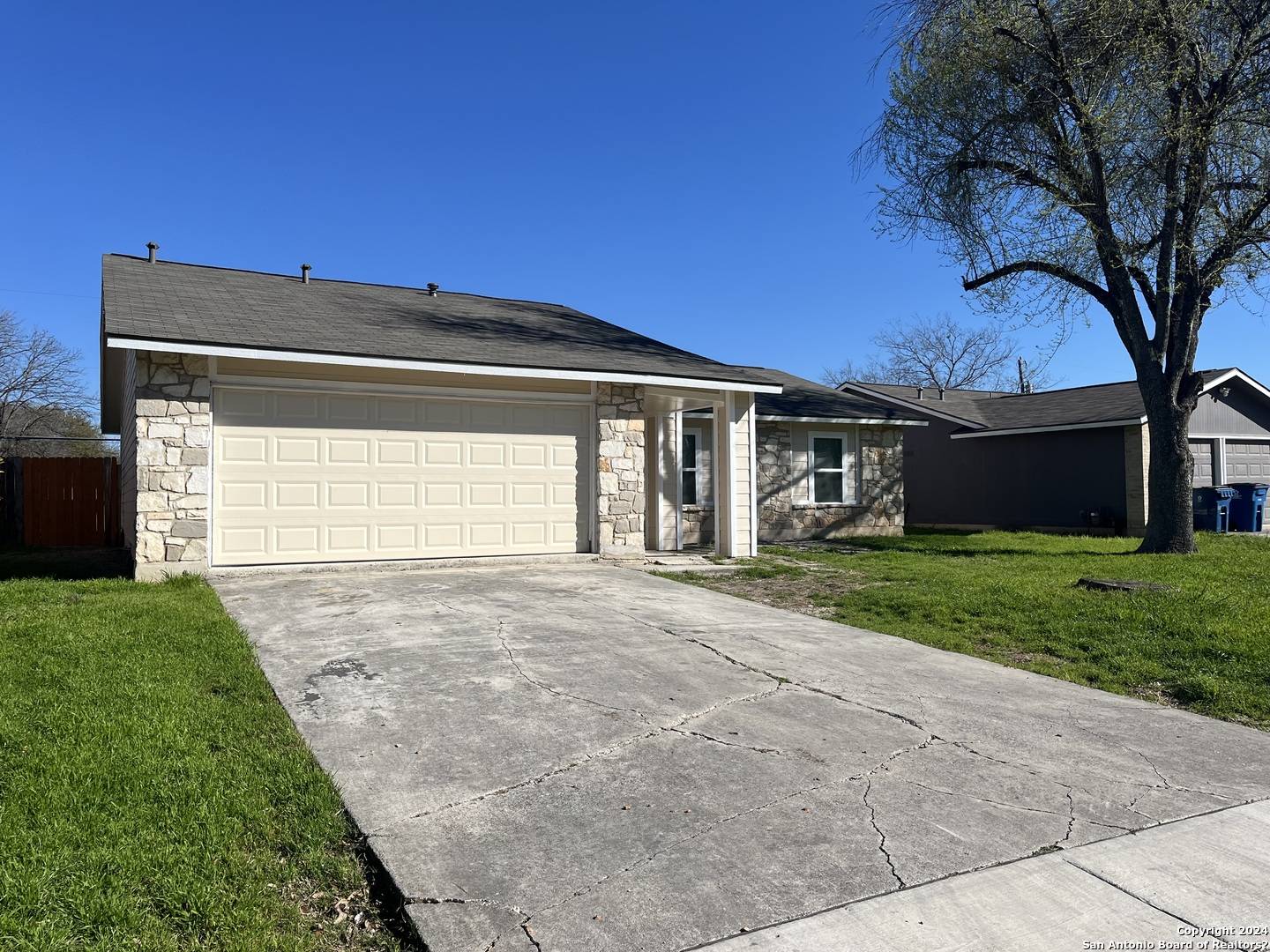 Kirby, TX 78219,5335 binz engleman