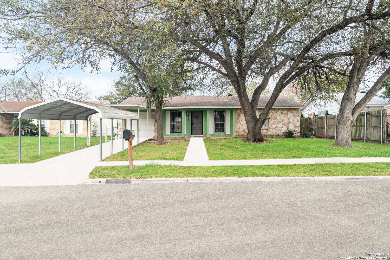 San Antonio, TX 78218,5243 Woodbrook