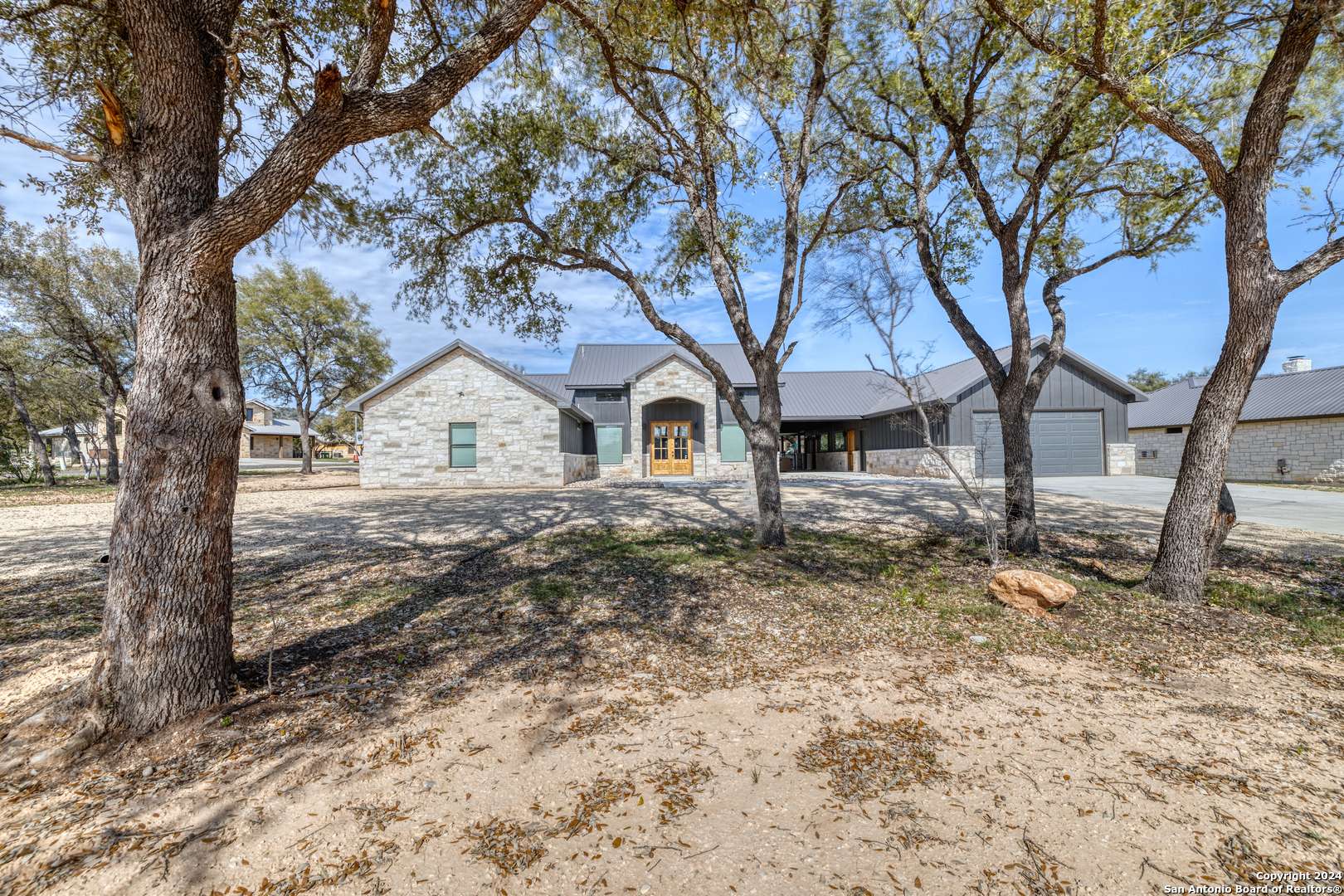 Concan, TX 78838,1450 Mountain Valley Drive