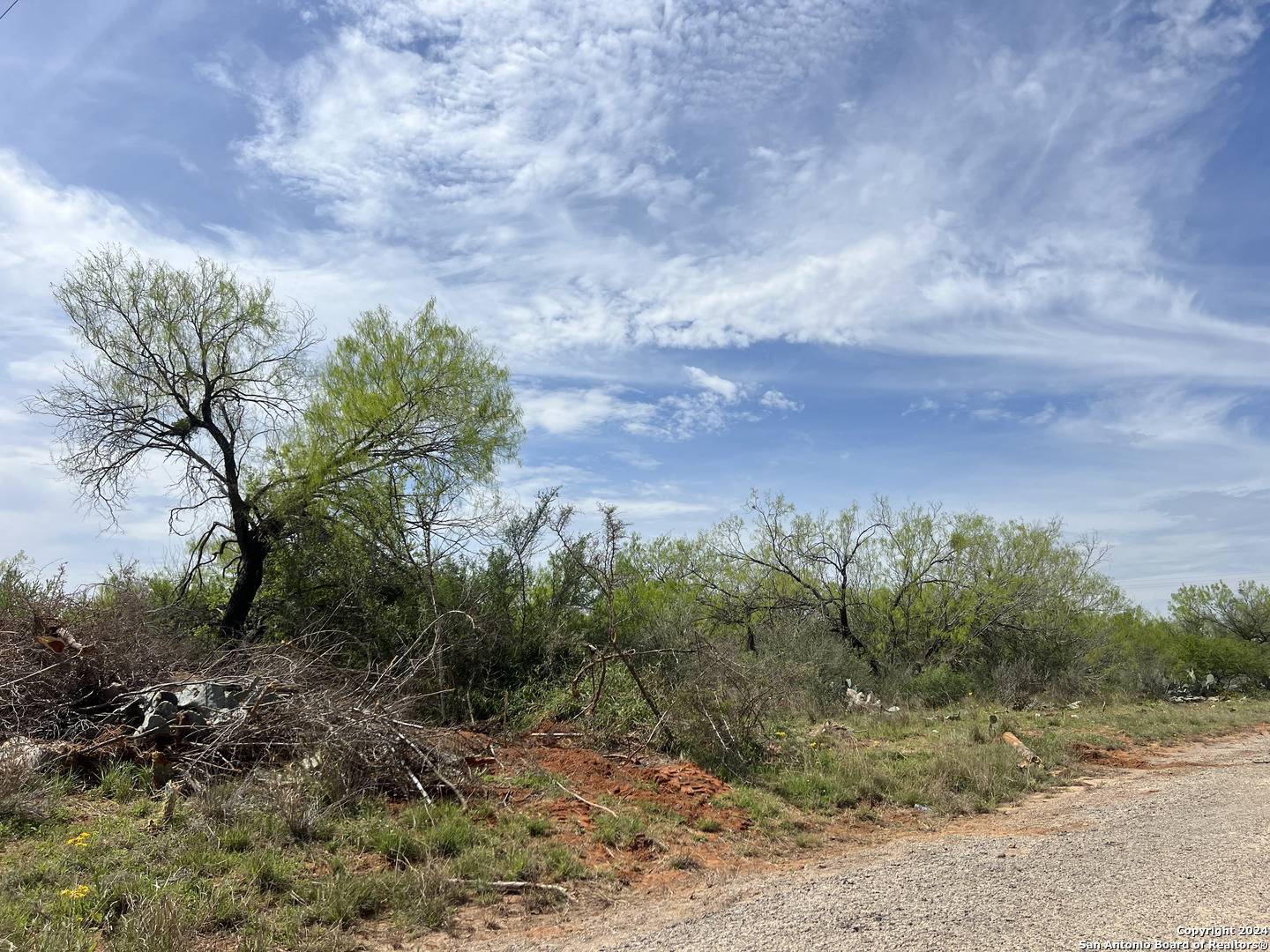 Pearsall, TX 78061,3415 County Road/Bennett Avenue