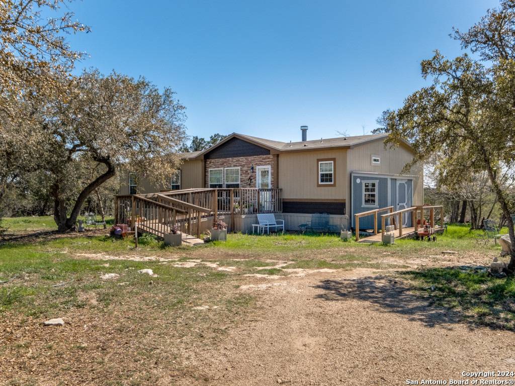 Boerne, TX 78006-7803,103 EMERALD HL