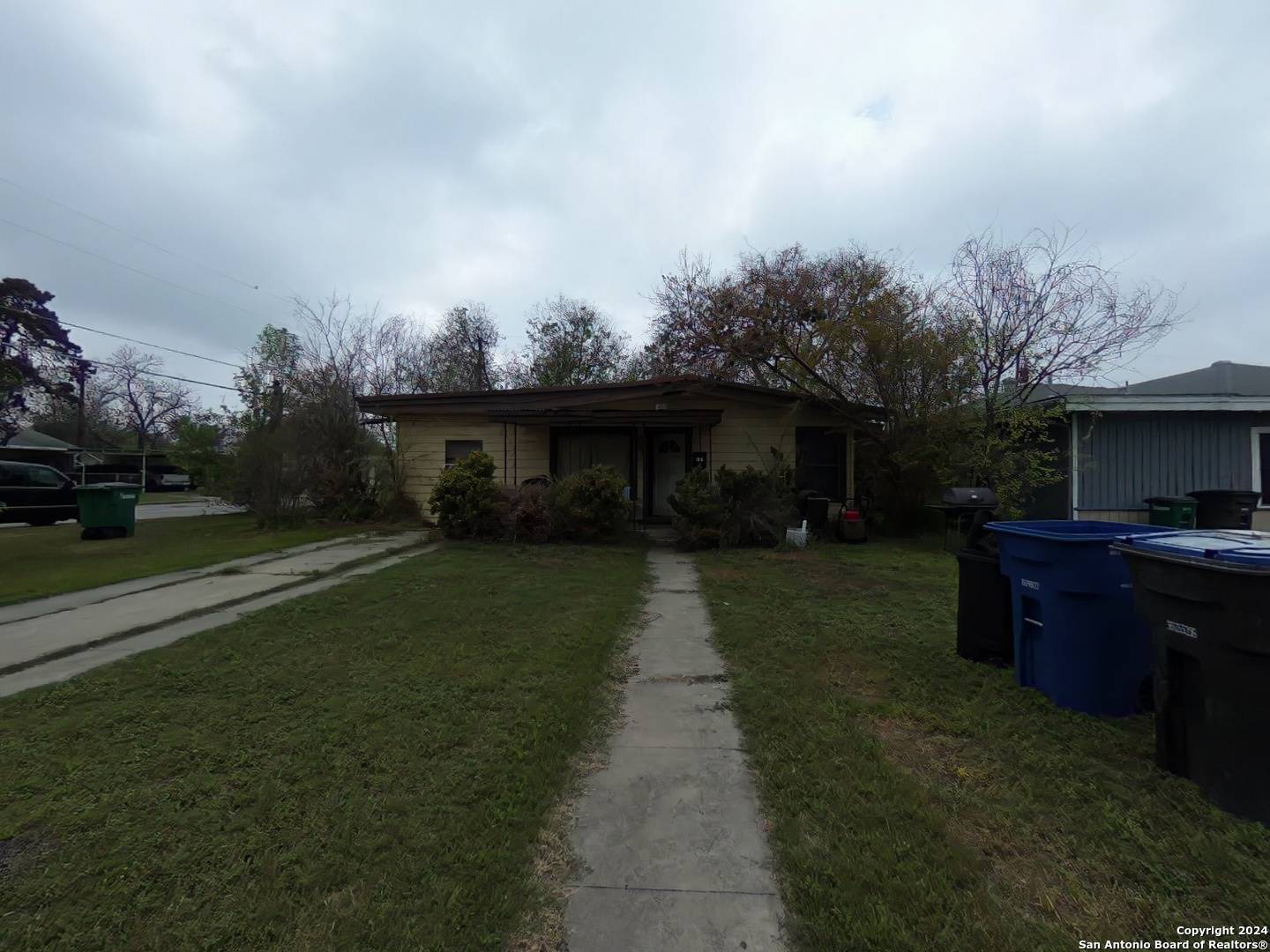 San Antonio, TX 78221-2423,303 AMBER