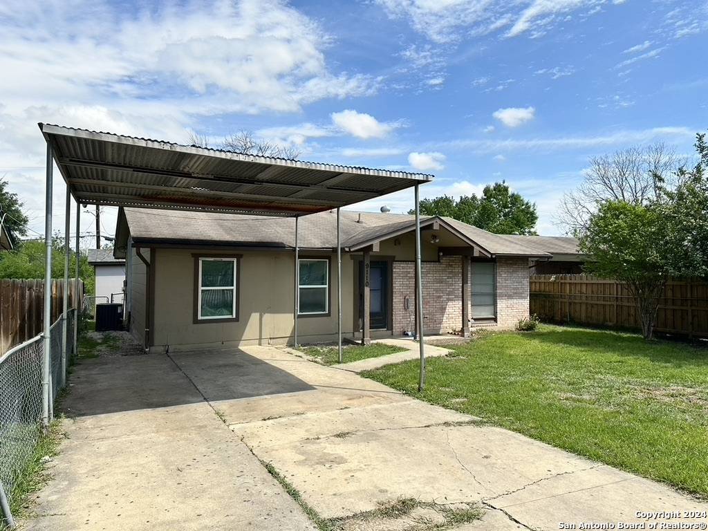 San Antonio, TX 78224-2320,9110 HUGO CIR