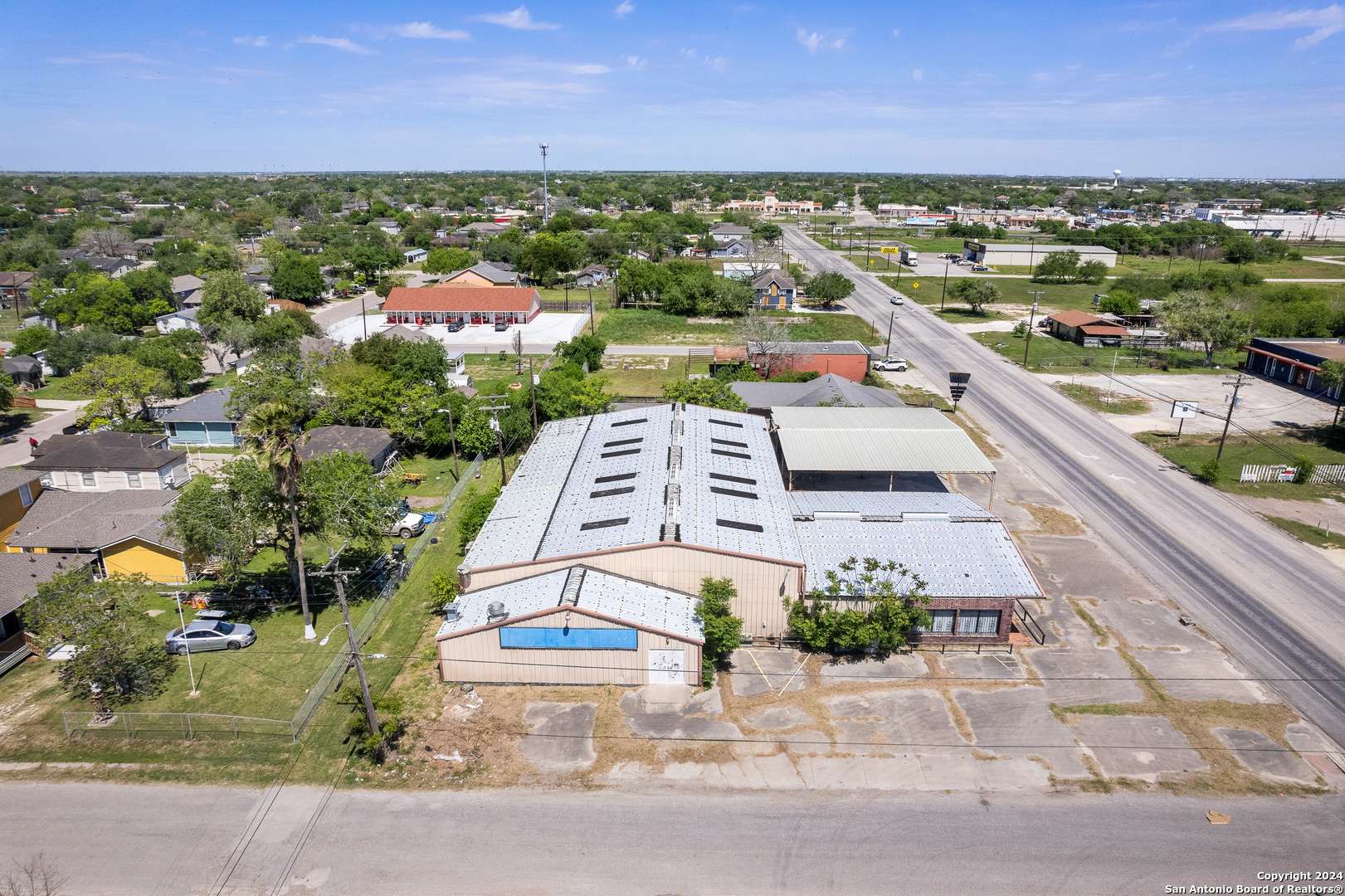 Robstown, TX 78380-3711,611 Lincoln Ave