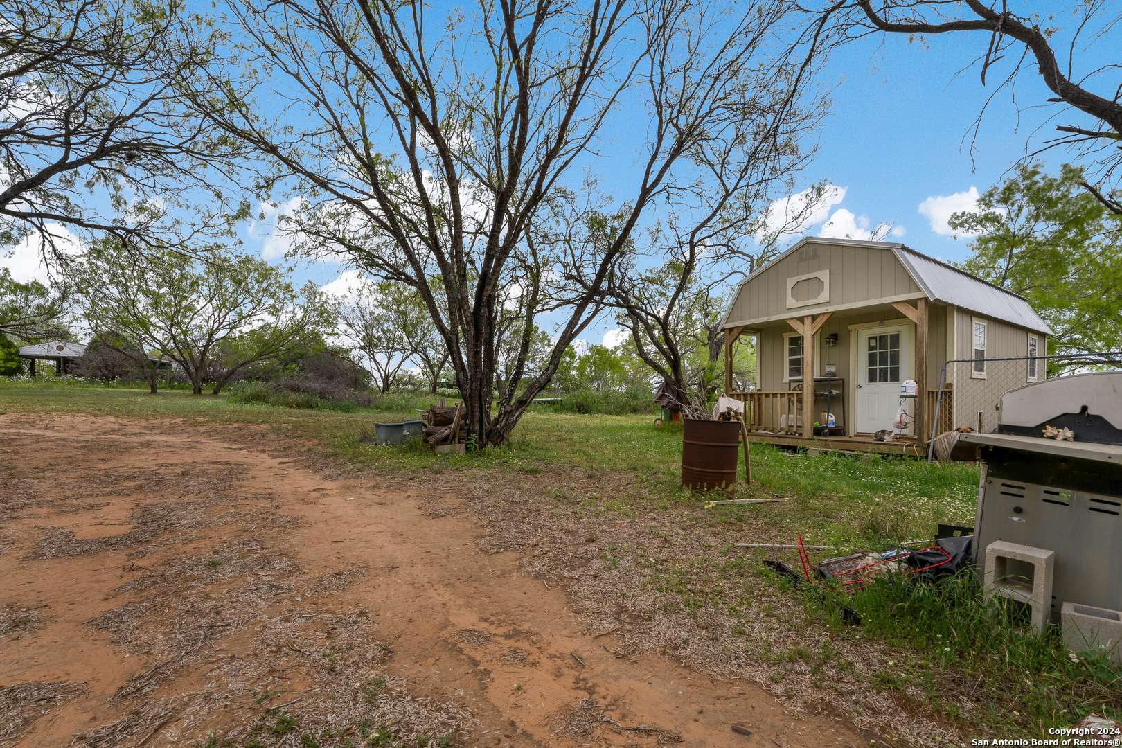 Elmendorf, TX 78112,3.384 ACRES Shady Falls