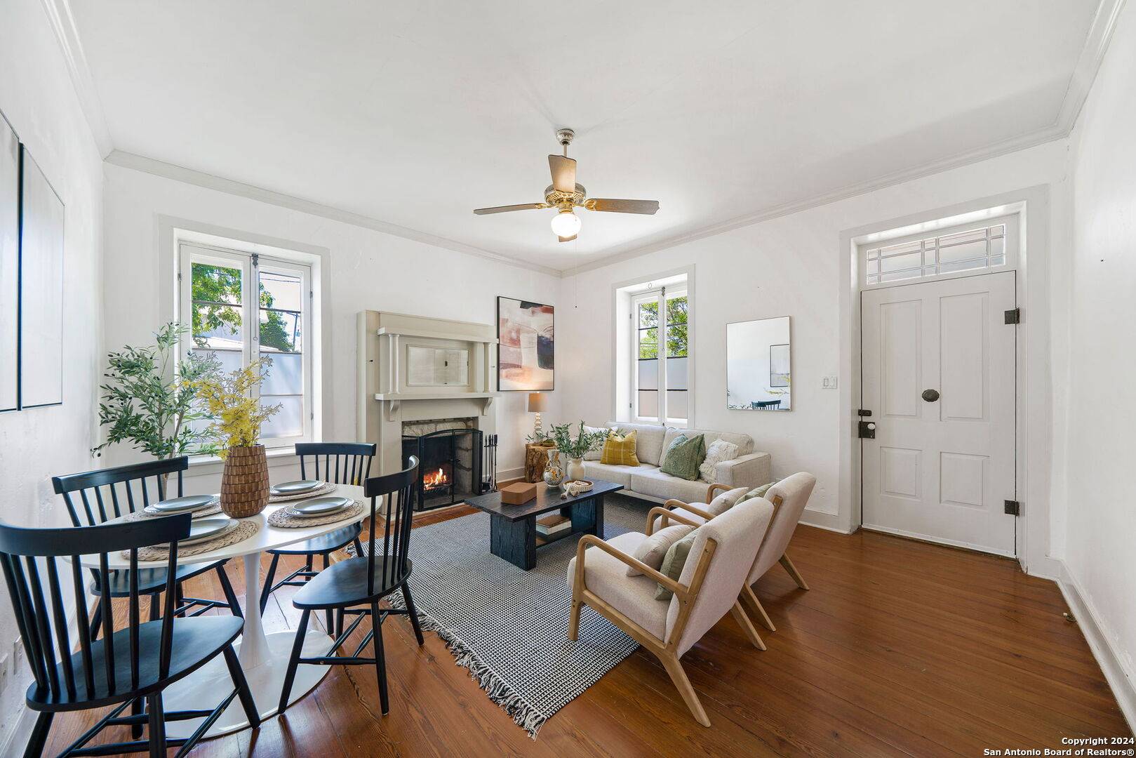 Castroville, TX 78009,402 HOUSTON ST