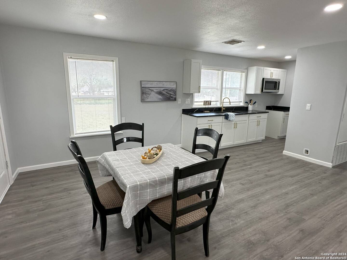 Jourdanton, TX 78026,819 Commerce