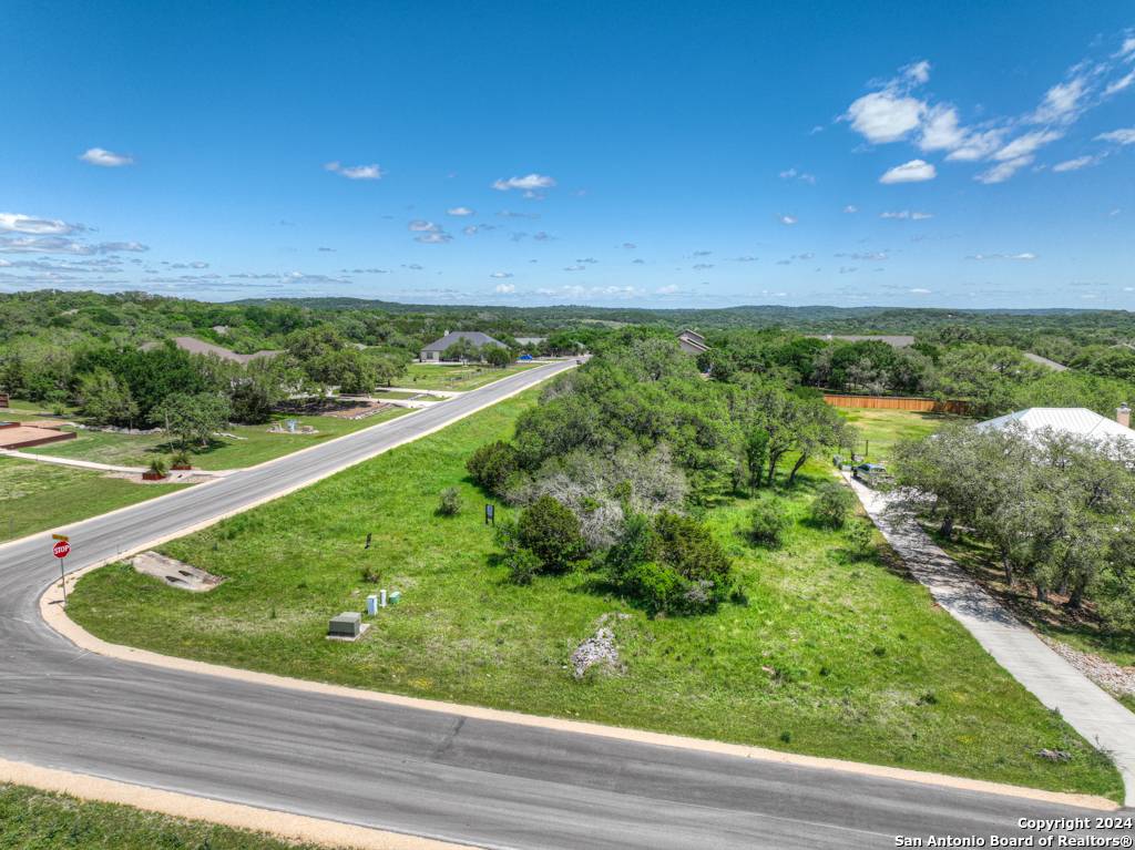 New Braunfels, TX 78130,205 Foxwood
