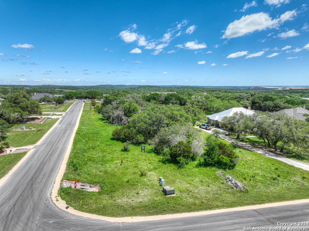 New Braunfels, TX 78130,205 Foxwood