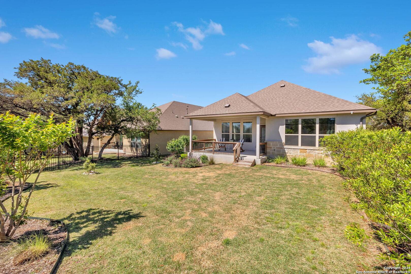 Boerne, TX 78006-2996,102 GAUCHO