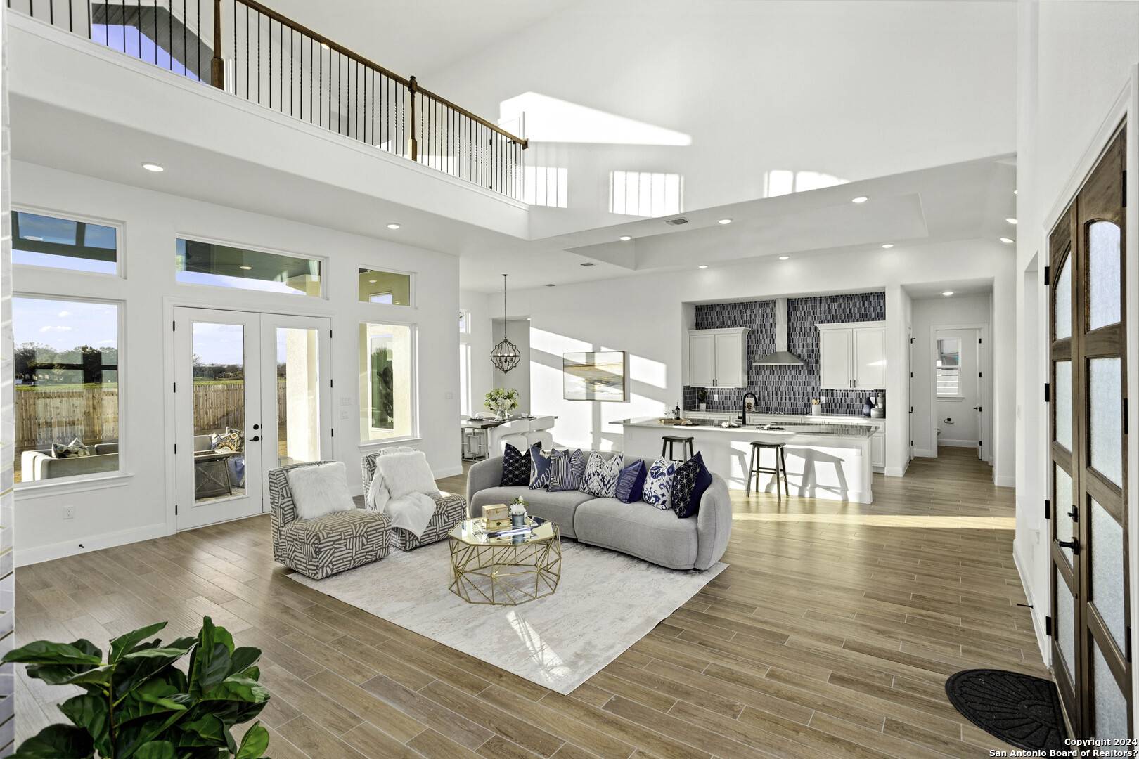 Castroville, TX 78009,329 Janice Ave