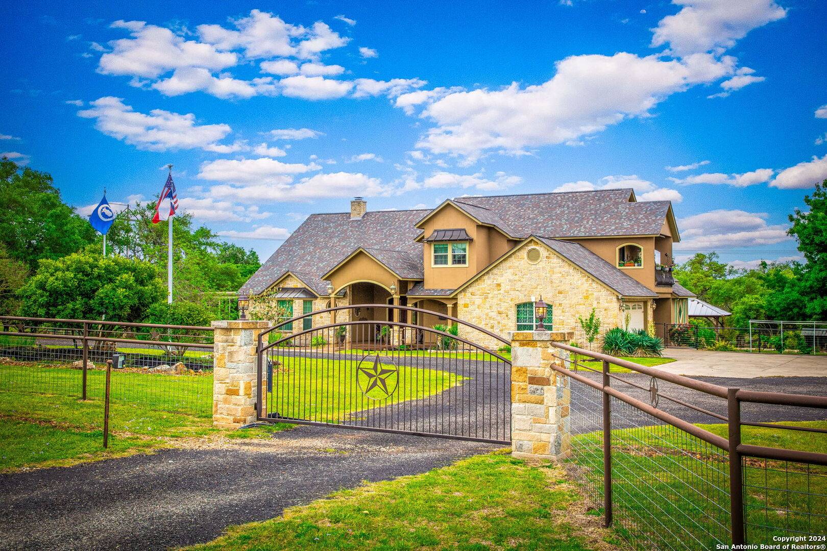 Canyon Lake, TX 78133-5401,167 PALOMA DR