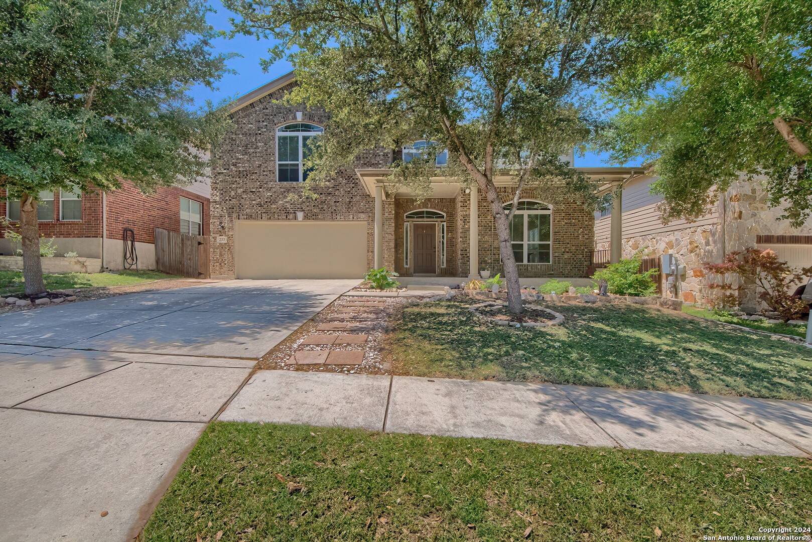 Cibolo, TX 78108,233 RIDGE BLUFF