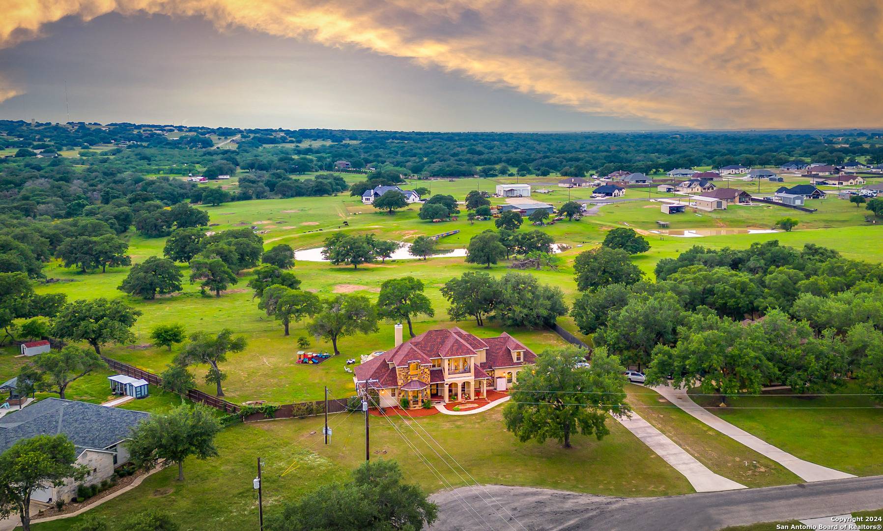 La Vernia, TX 78121-4778,125 DIAMOND VIEW DR