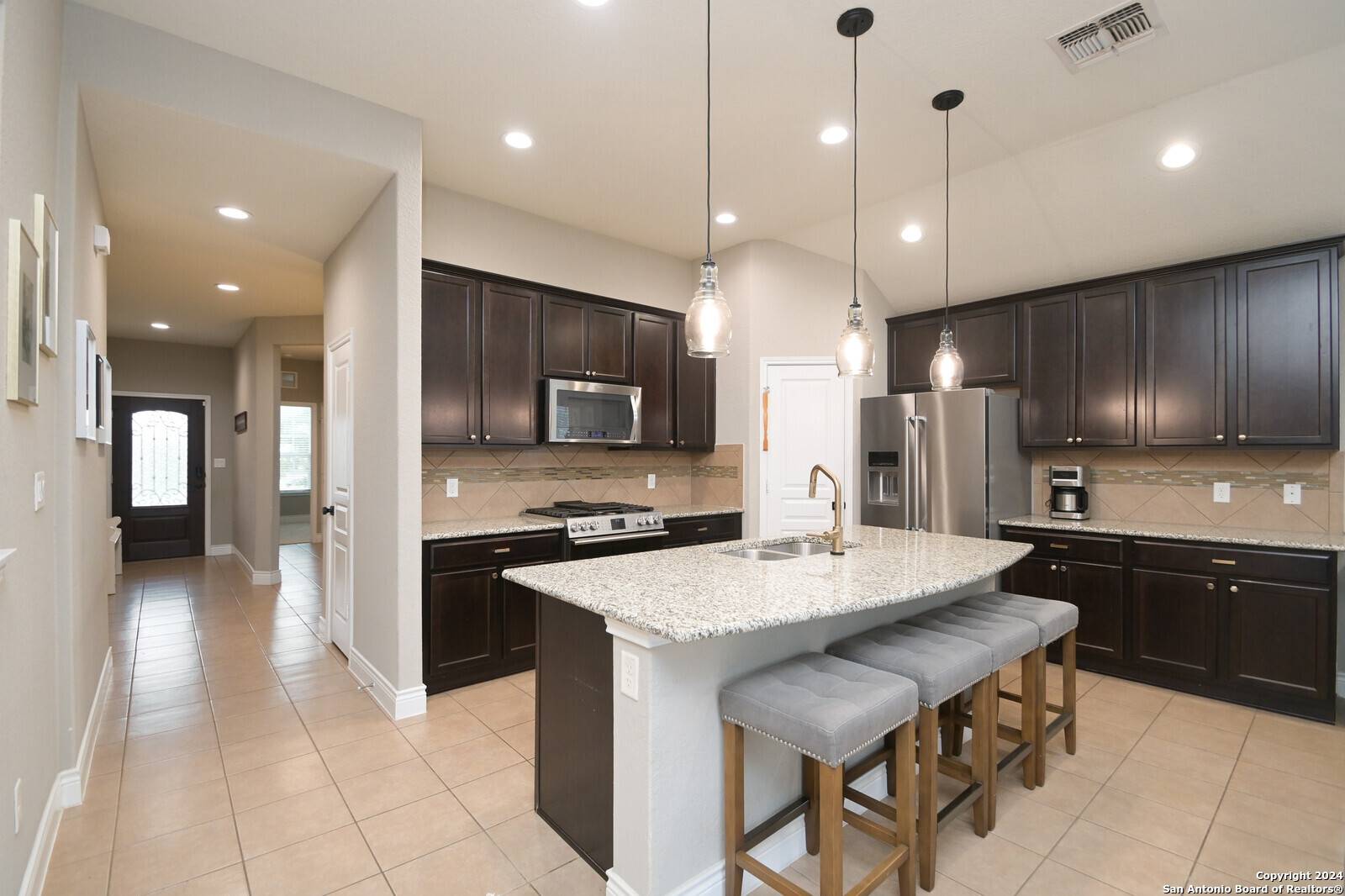 Boerne, TX 78015-4872,27515 PASEO MESA