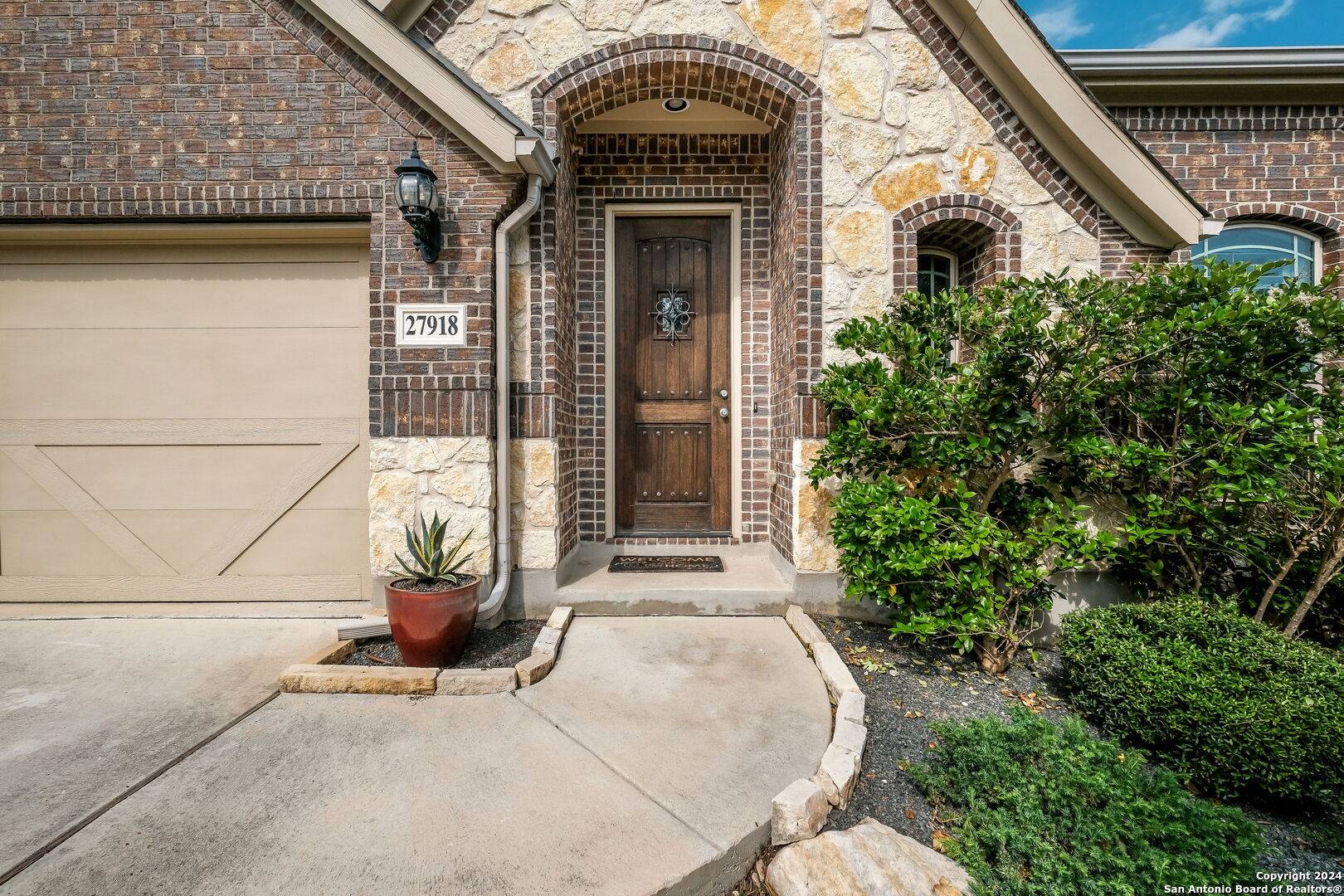 Boerne, TX 78015,27918 Dana Creek