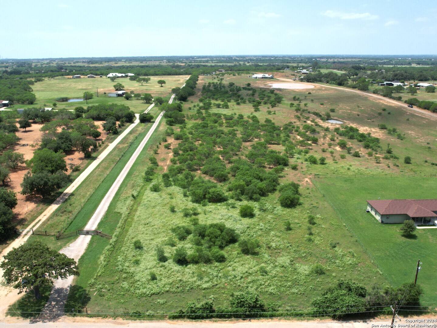 La Vernia, TX 78121,12 ACRES CR 361