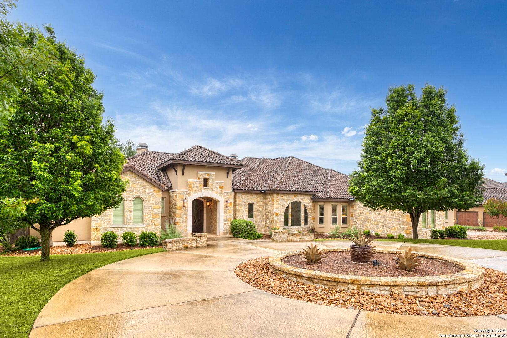 Boerne, TX 78006-7215,341 MENGER SPGS