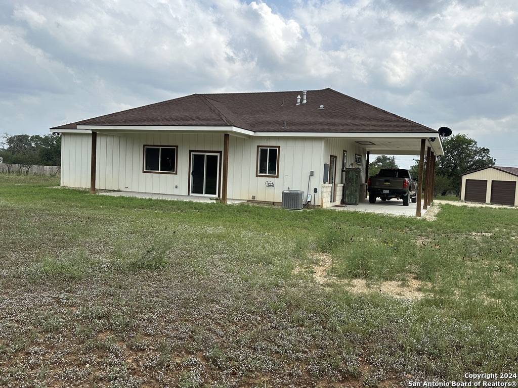 Medina, TX 78055,175 Pine Tree Rd