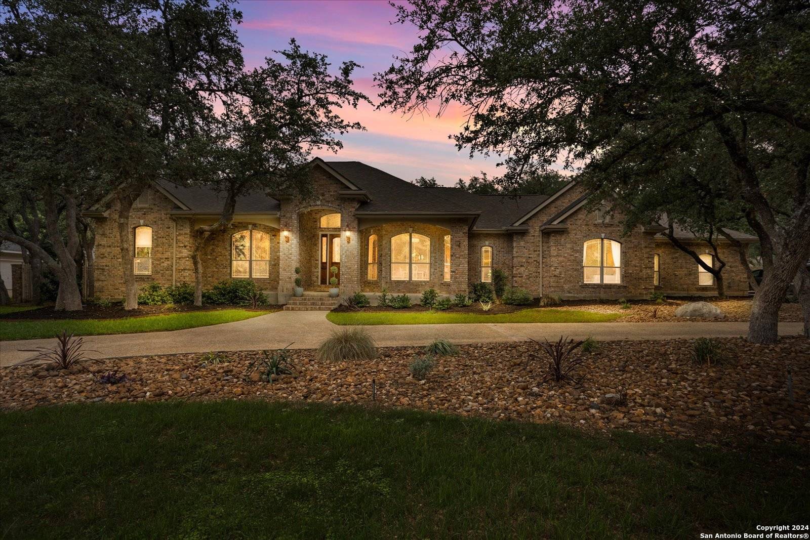 Boerne, TX 78015-6506,8245 JAMESTOWN SQ