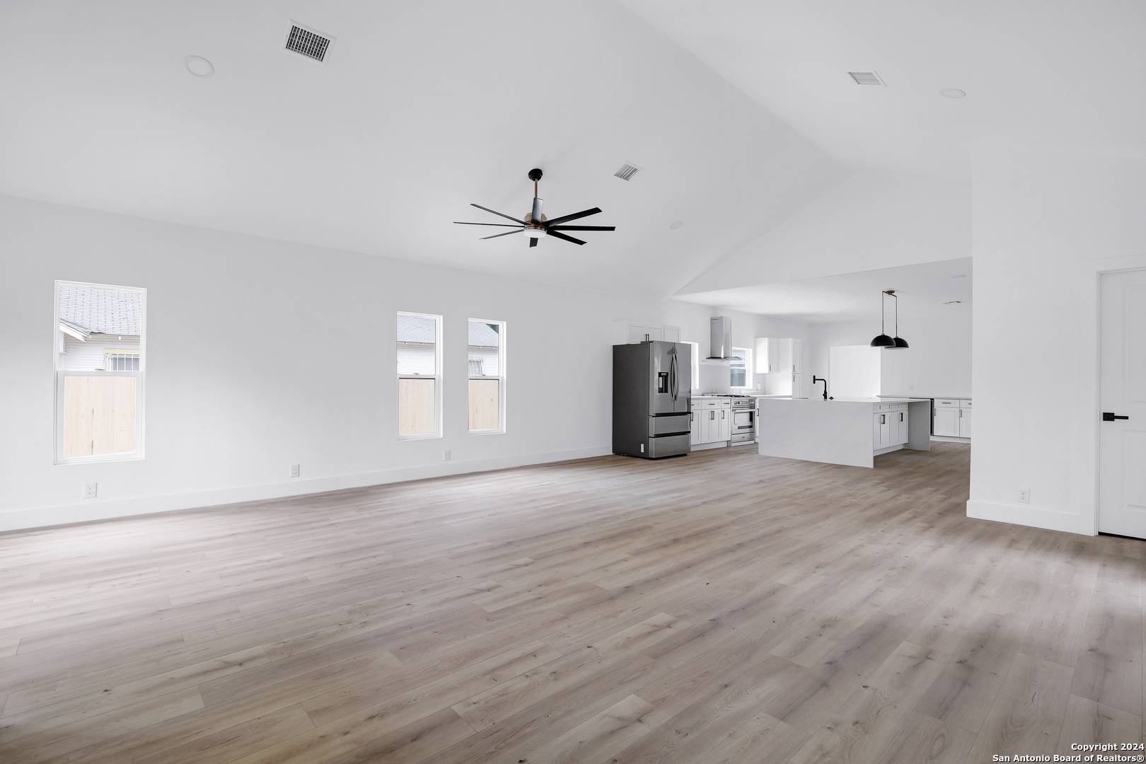 San Antonio, TX 78204,323 LAMBERT ST