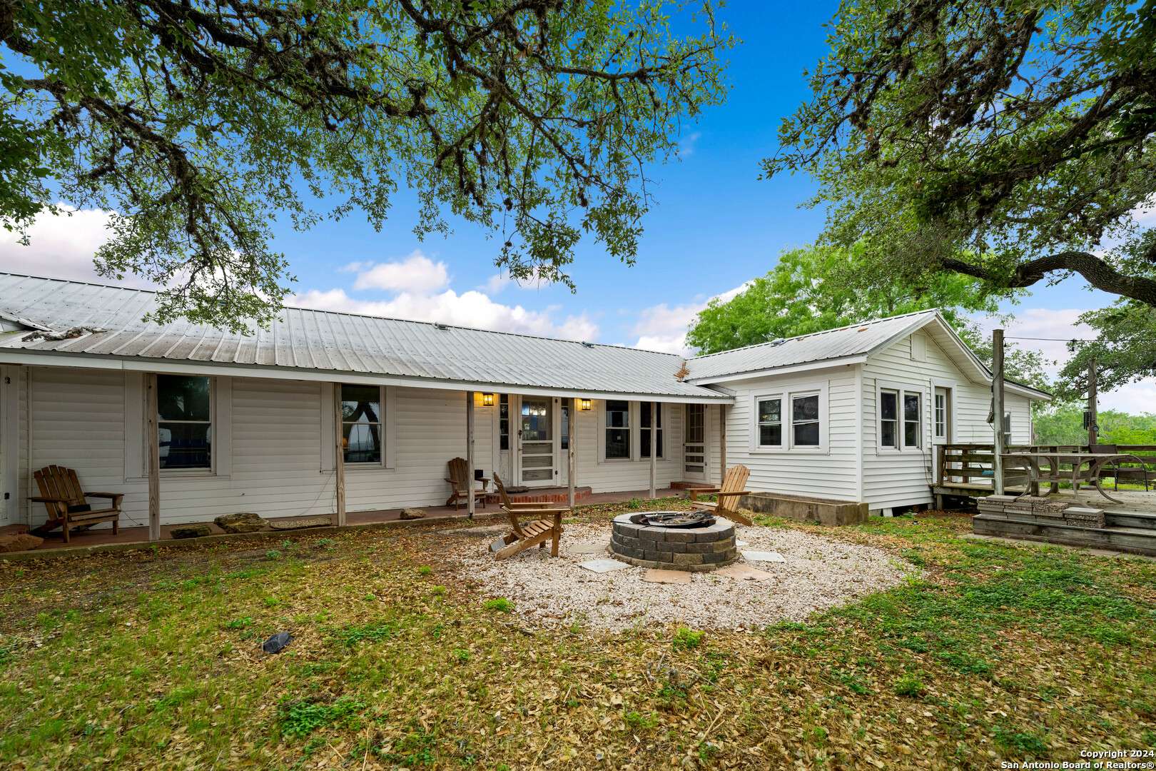 Kenedy, TX 78119,10801 County Road 116