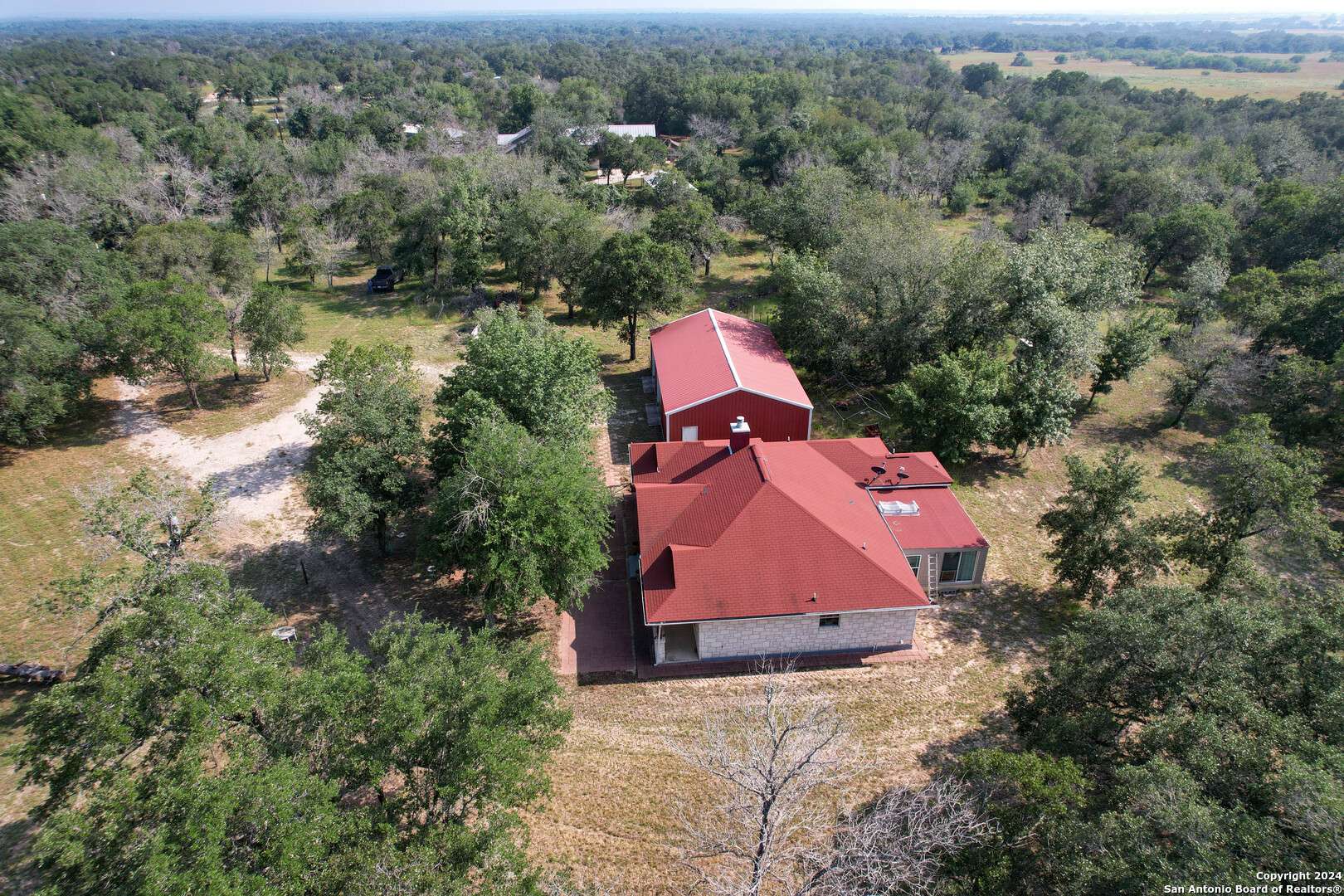 Natalia, TX 78059,210 County Road 7812