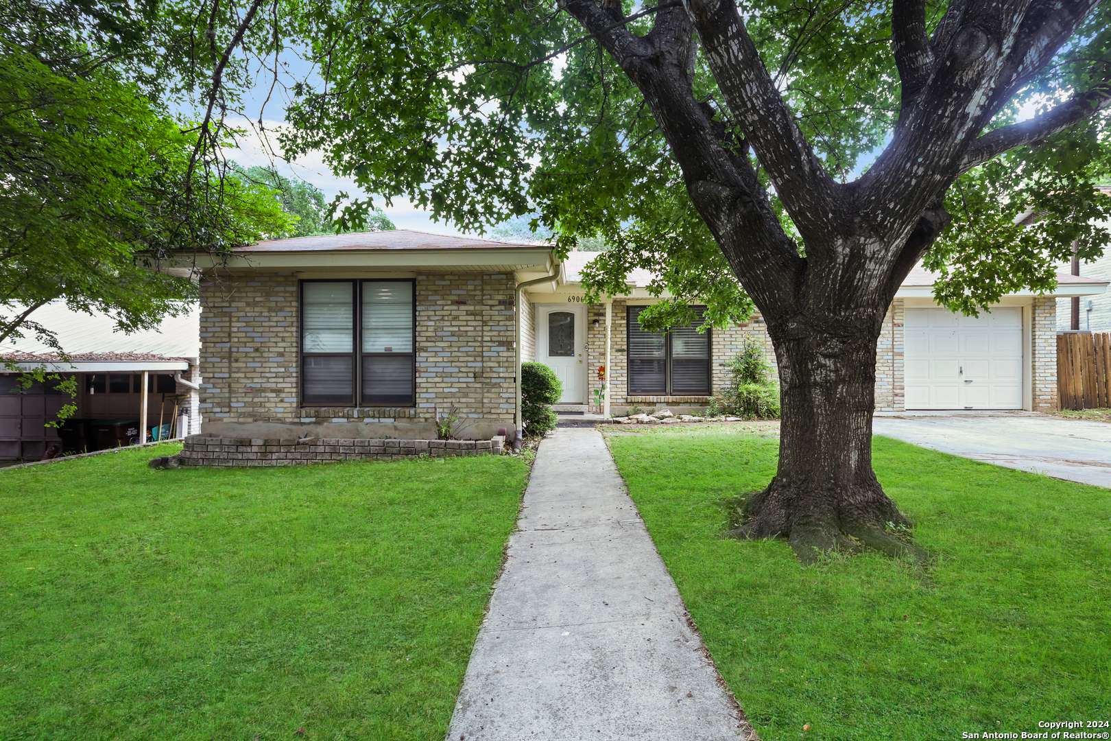 San Antonio, TX 78240,6906 forest crest