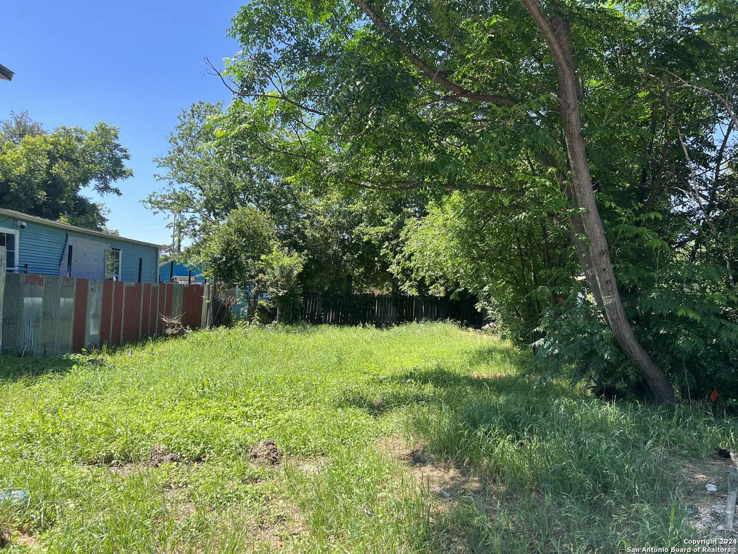 San Antonio, TX 78207,1026 MENCHACA ST