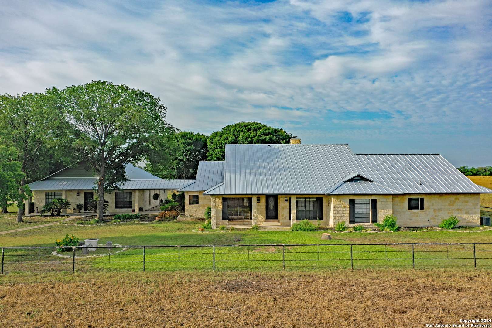 Hondo, TX 78861-5507,700 COUNTY ROAD 544