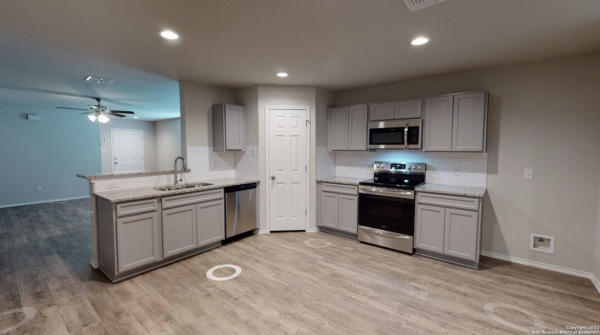 San Antonio, TX 78222,8726 Broad Wing Dr
