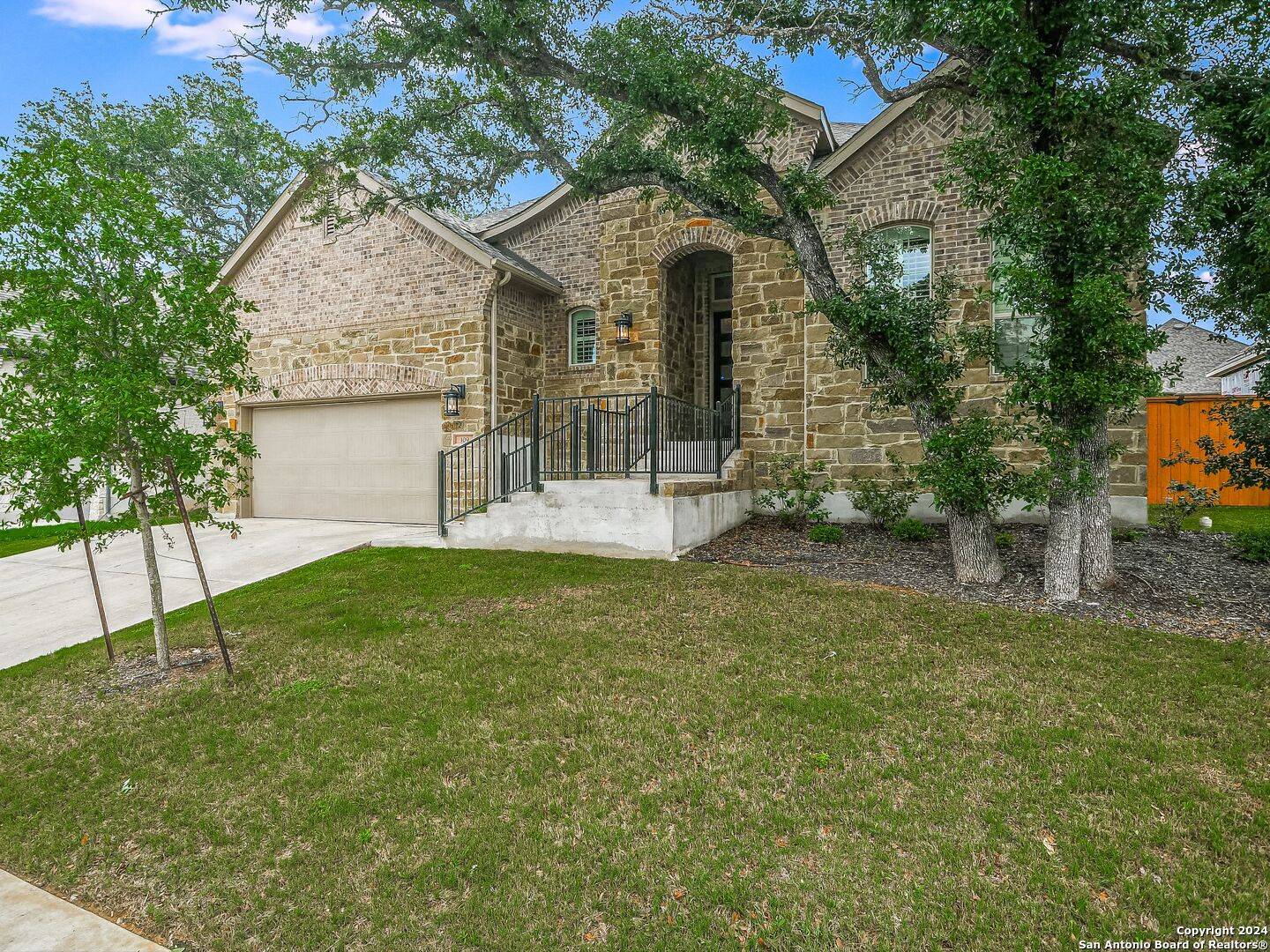 San Marcos, TX 78666,109 Quiet Oak