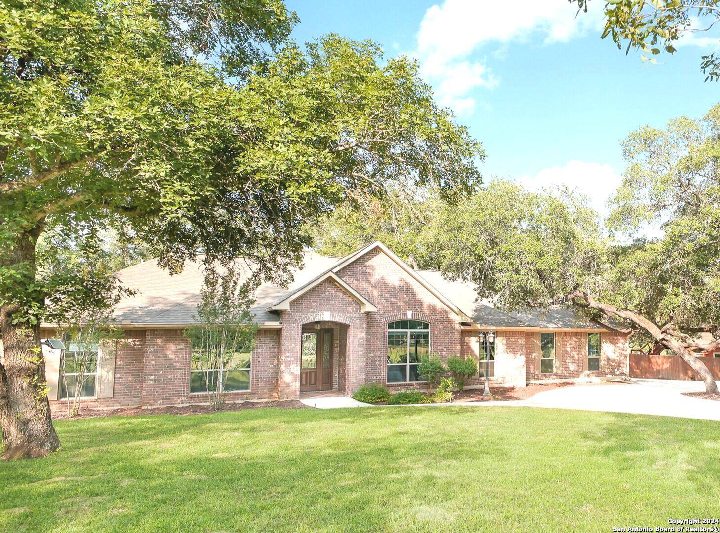 Floresville, TX 78114,343 Flores Oaks Dr