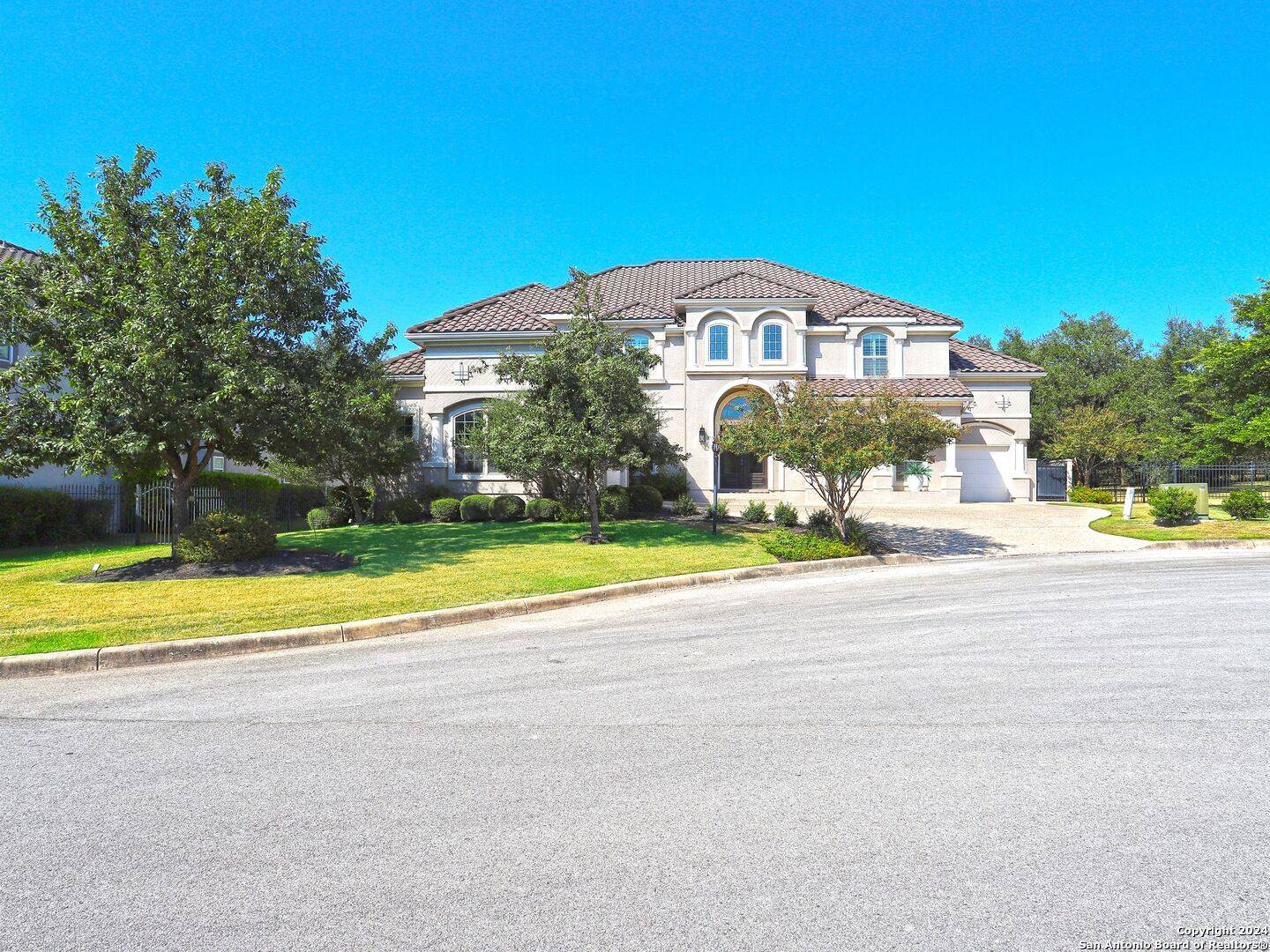 San Antonio, TX 78257-1733,6307 Granada Way