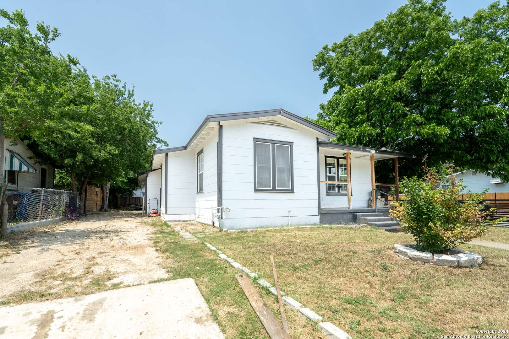 San Antonio, TX 78214-2425,403 DICKSON AVE