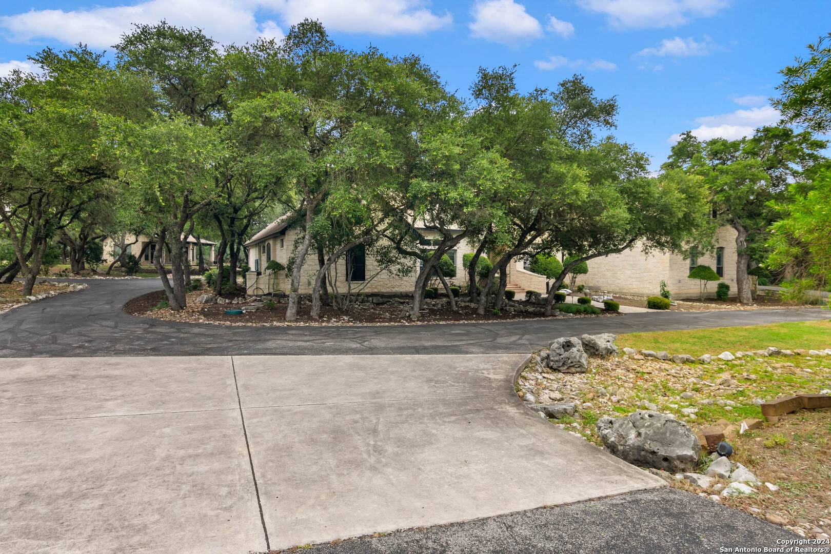 San Antonio, TX 78261-2306,66 SENDERO VERDE