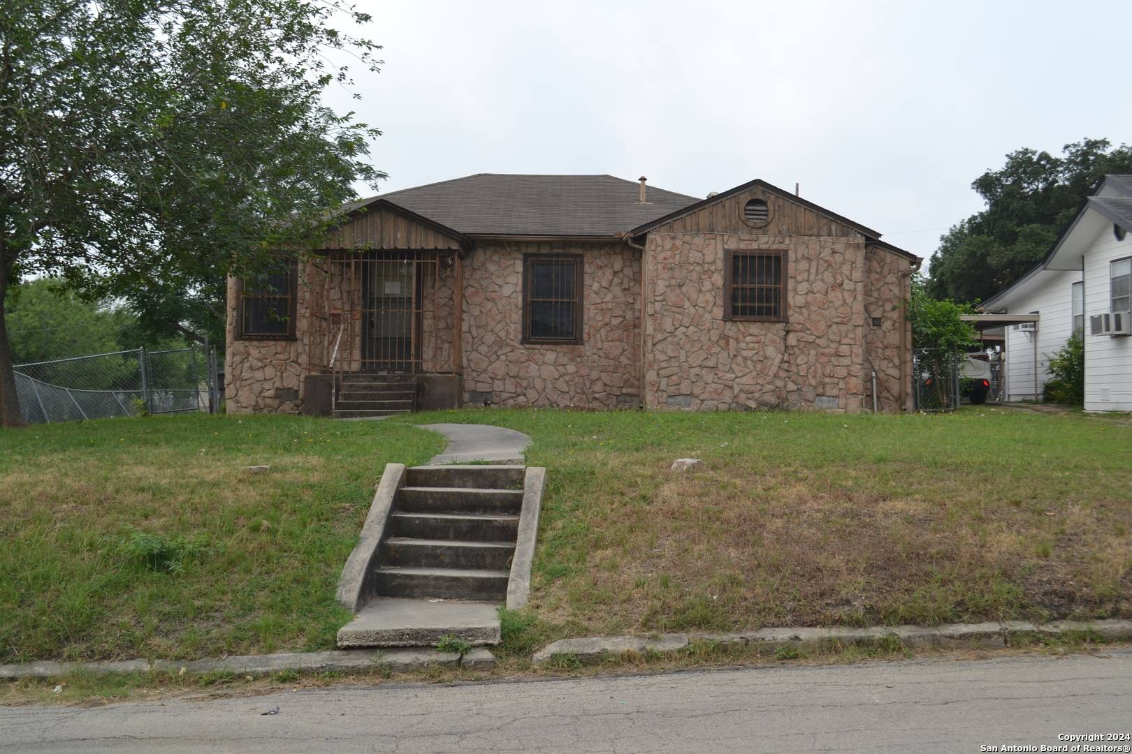 San Antonio, TX 78228-5303,2702 Craig Place