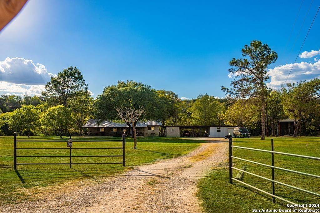 Bandera, TX 78003,710 Chipman