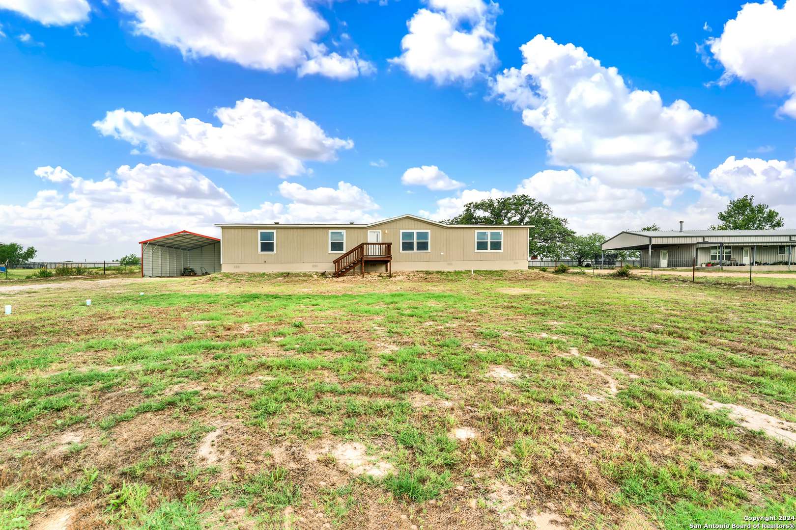 Adkins, TX 78101,166 COUNTY ROAD 324