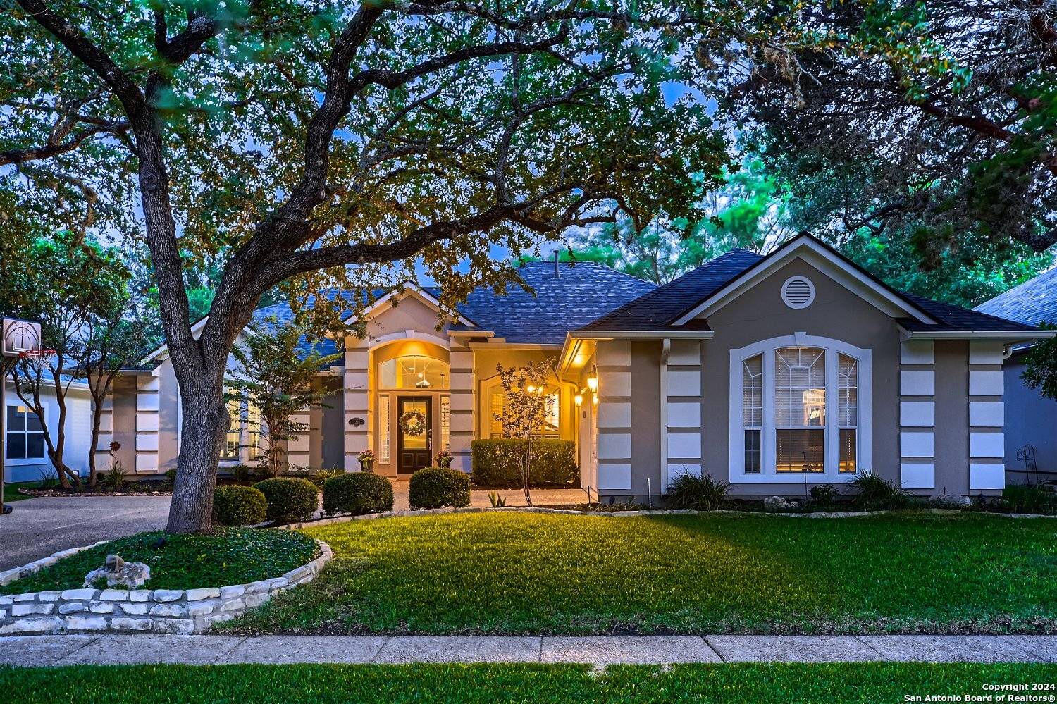 San Antonio, TX 78248-2303,2218 PINOAK KNL